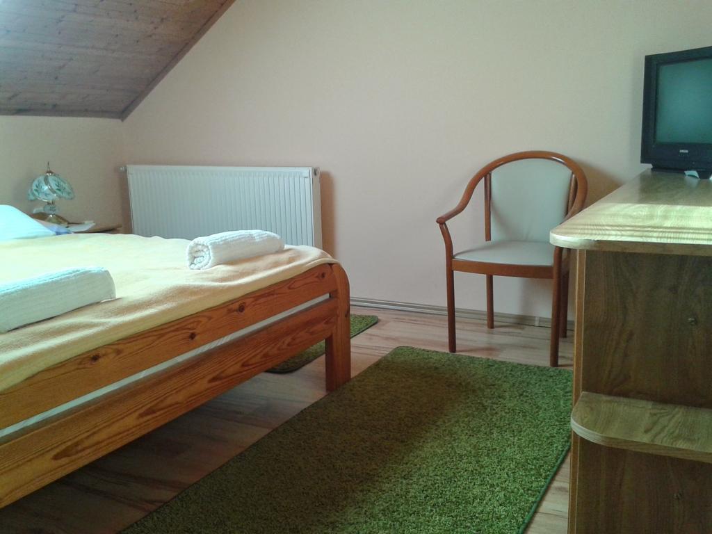 Bundics Vendeghazak Bed and Breakfast Lenti Exteriör bild